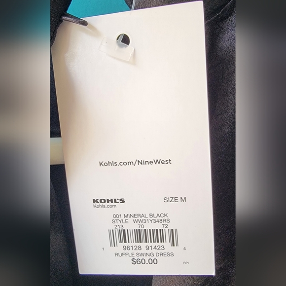 Women's Size Medium RUFFLE SWING DRESS - Picture 7 of 9